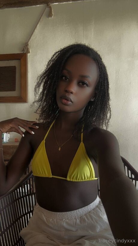 traceycindyxxx model porn pic