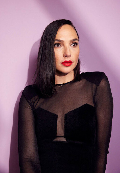 gal gadot hot pornstar gallery