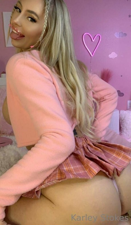 18 year old onlyfans free gallery