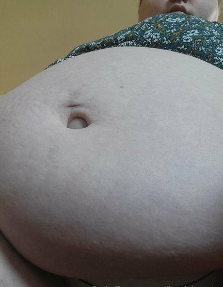 leahhaute model hot image