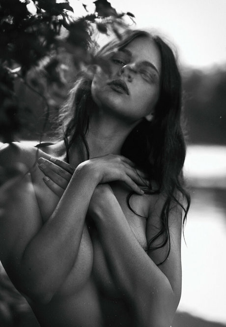 rivers vip pornstar art photos