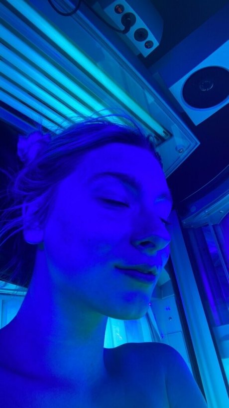 busty mom onlyfans free xxx gallery