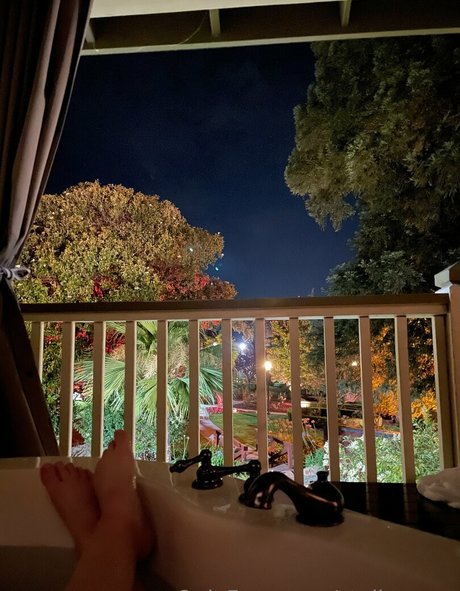 asian model onlyfans pornographic pics