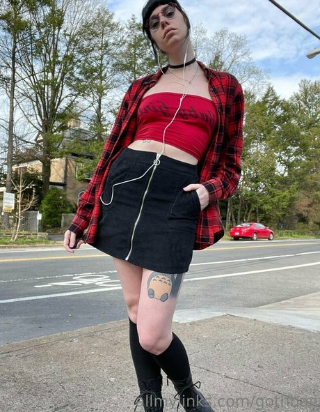 curvy kitty onlyfans hd pictures