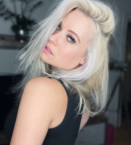 Steffi Landerer star naked archive