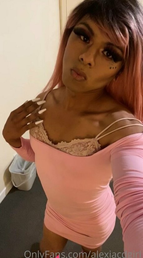 Alexiacdgirl exclusive model img