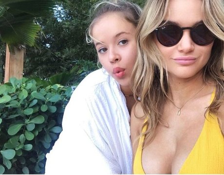 Hunter King best star photos