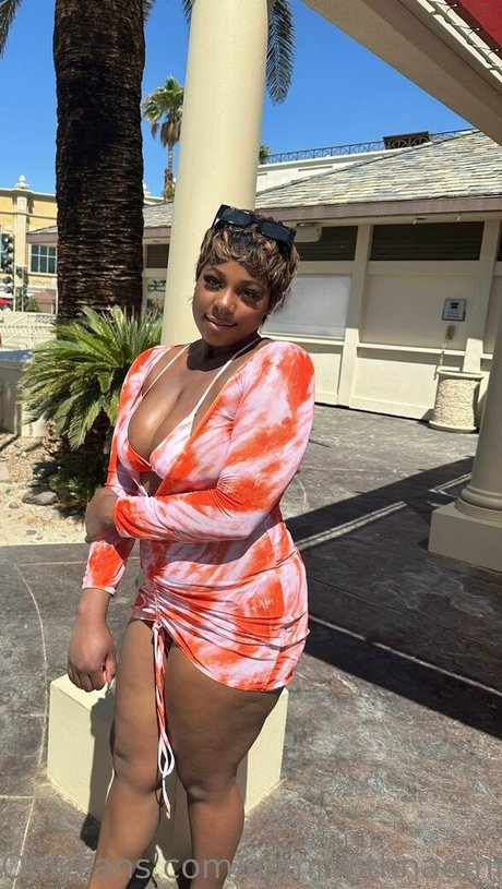 asmrwithnaomi nude star gallery