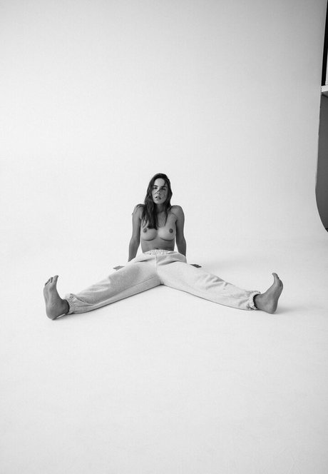 brown eyes kitty onlyfans porno image