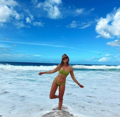 teen tits onlyfans hot naked photos