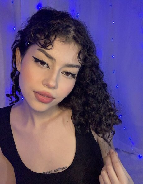 Daisyrot model nice photo