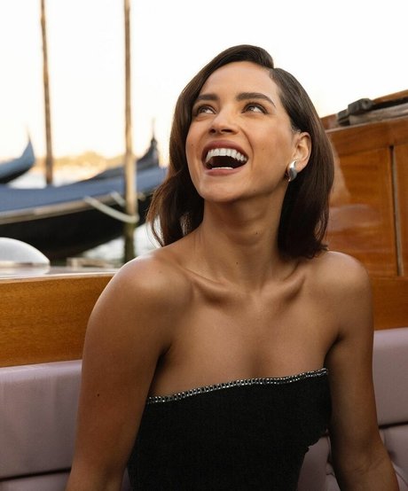 Adria Arjona pornstar adult images