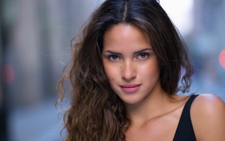 Adria Arjona star high quality pic