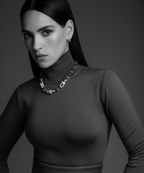 Adria Arjona pornstar sexy gallery