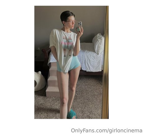 Girl On Cinema adult star archive