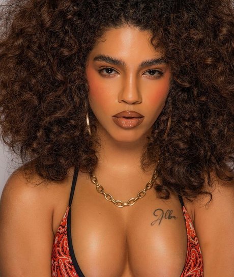 eumariart xxx actress image