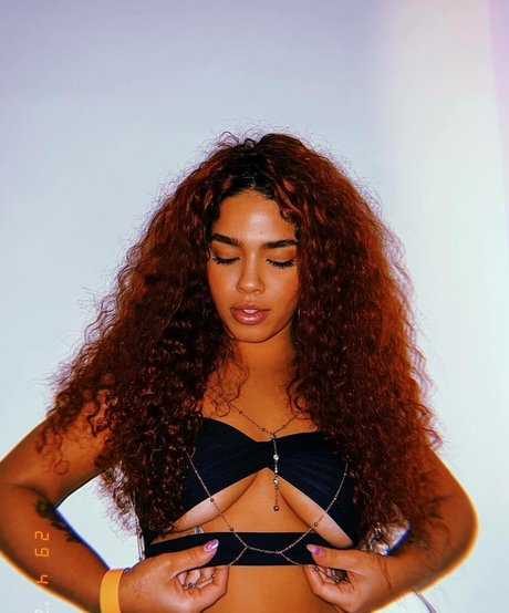 eumariart model hot img