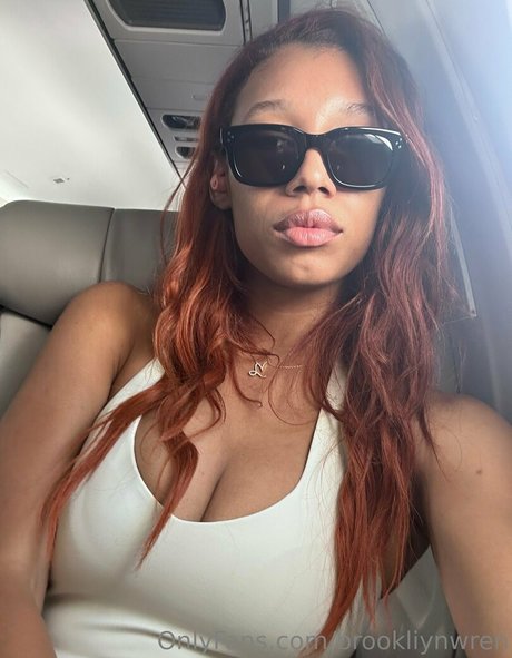 brookliynwren model sex photos