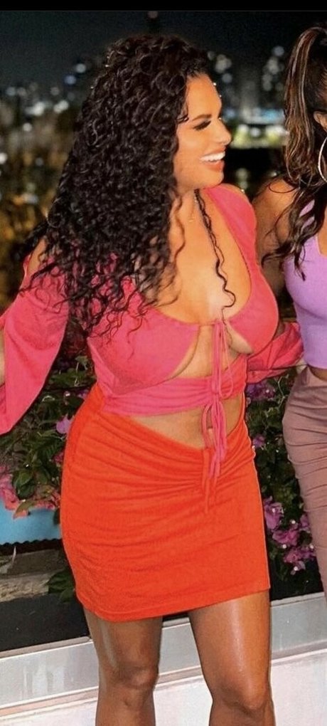 Joy Taylor art actress pic