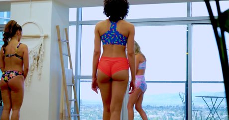 Flexible Beauties pretty actress image