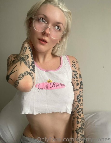 cherryyjones sexy model archive