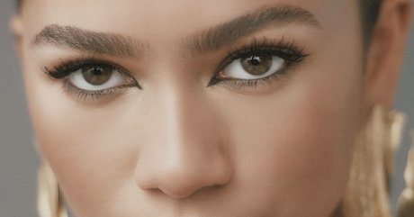 Zendaya free model picture