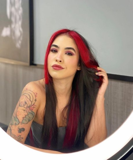 Bruna Balbino sexy model picture