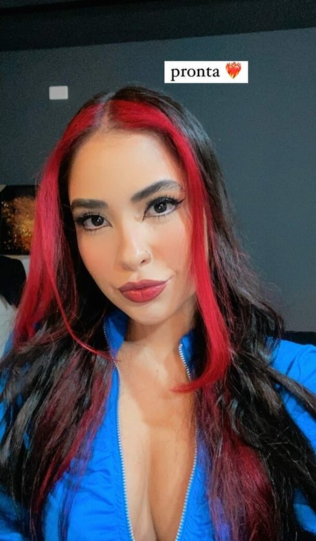 Bruna Balbino art star archive