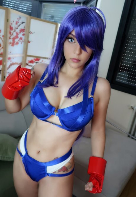 Shermie Cosplay porn model pics