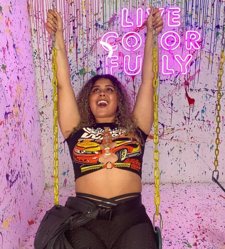 JustYeliz model sex galleries