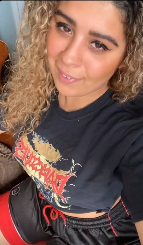 JustYeliz art actress galleries