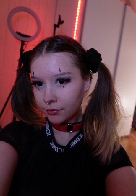 sniffyou art star photo