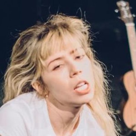 Jennette McCurdy beautiful actress img