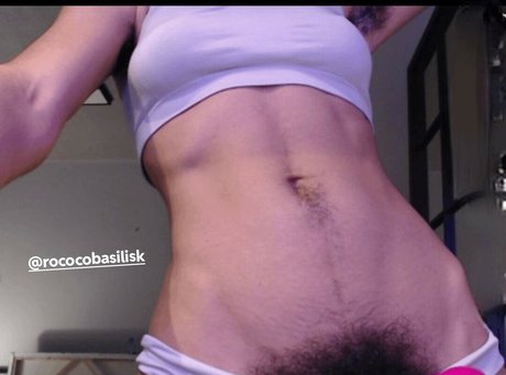 amateur squirt onlyfans naked pic