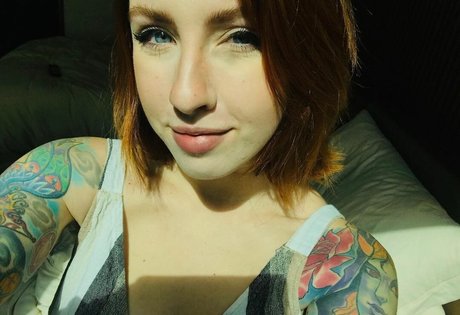 Megan Everett exclusive actress pics