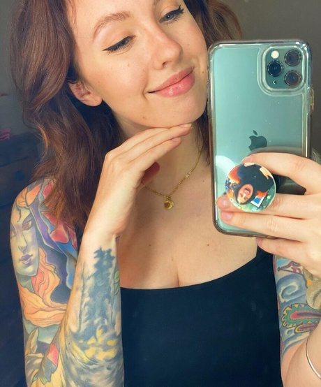 Megan Everett star beautiful image