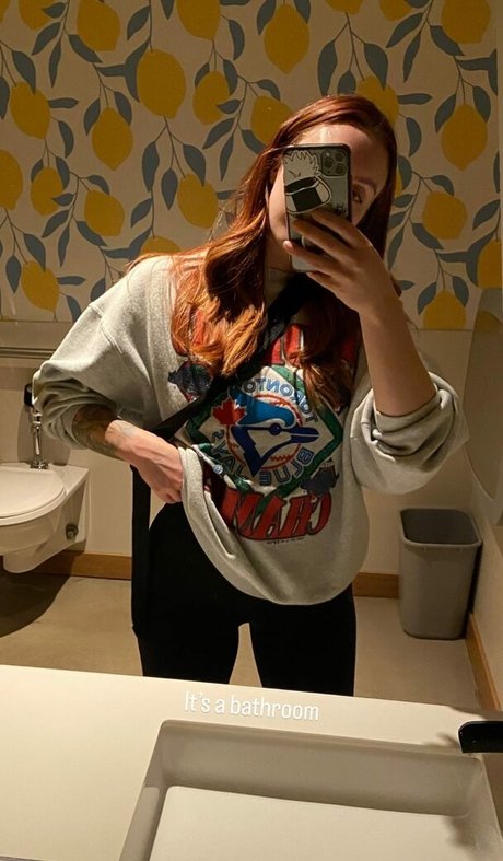 Megan Everett exclusive pornstar images