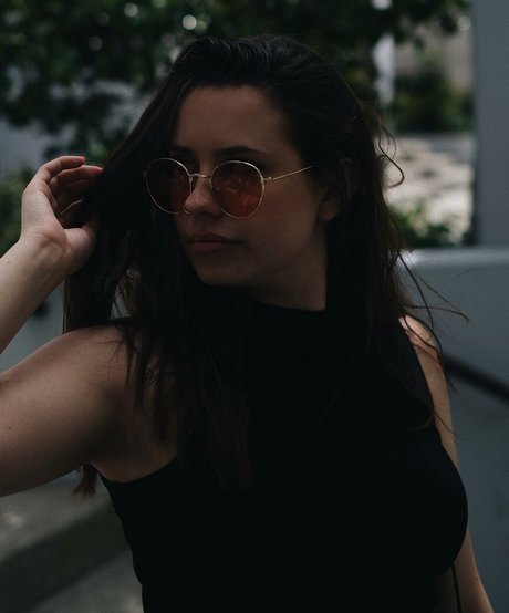 Sarah Butt top actress photos