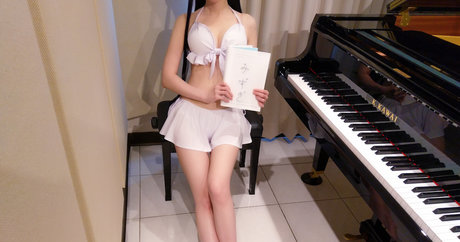 Pan Piano pornstar sexy pic