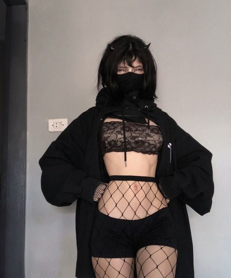 Vamp car pornstar beautiful pic