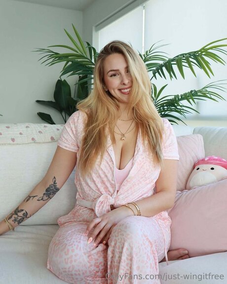 asian hairy onlyfans free nude pics