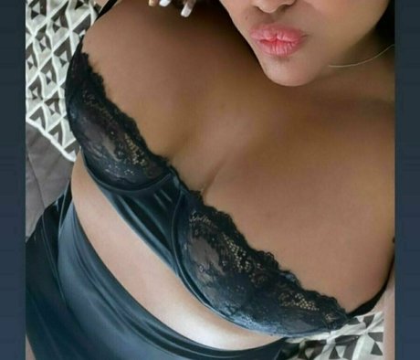 curvybunny91 star nude gallery