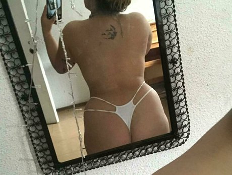 xxxdenissexxx model hd pictures