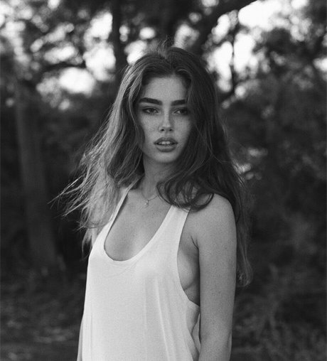 Eden Chanel hd pornstar gallery