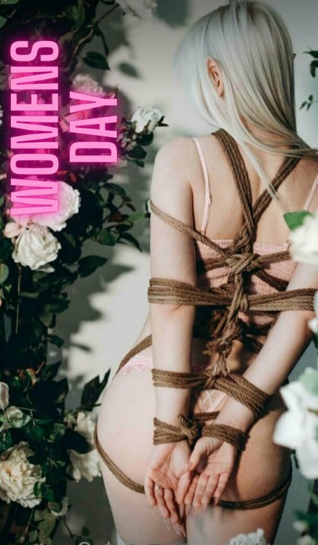 llittleeva pornstar nudes picture