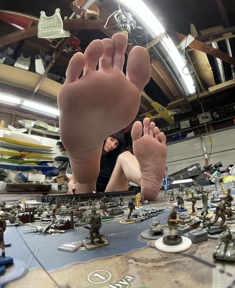 missmaroe nude star image