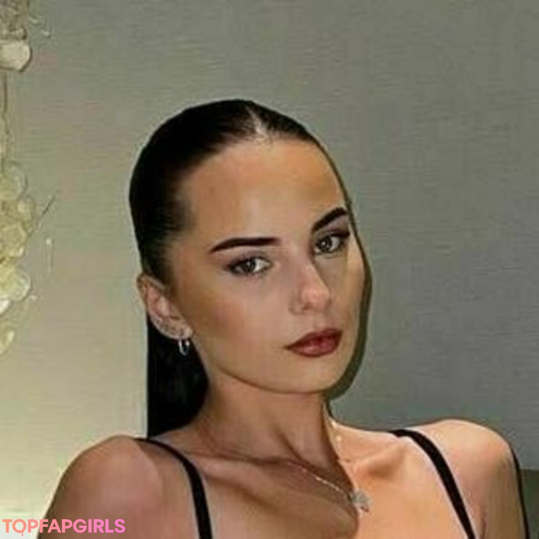 sweetcherryyyy pornstar pic