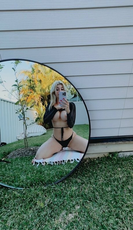 Carlycakesxo free pornstar image