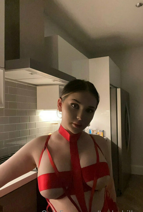 taylerhillss model best pics