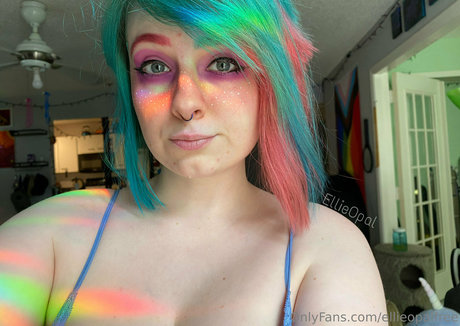 ellieopalfree nude actress pictures